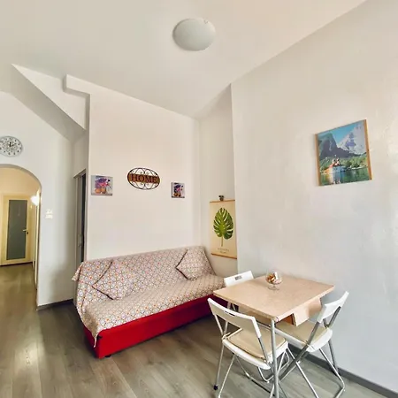 Pamela House Nyaraló